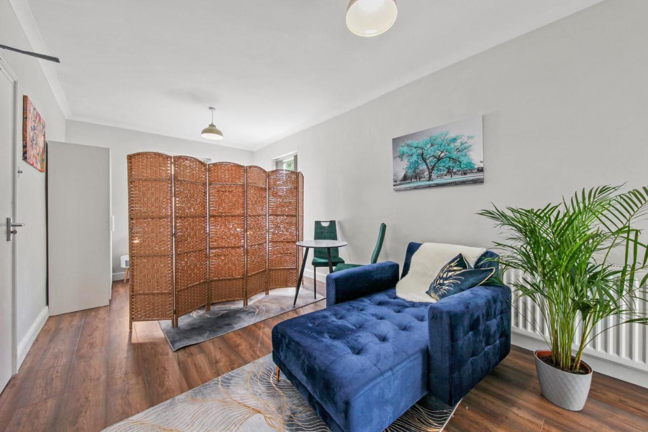 Stunning Flat With Free On-street Parking! * Plumstead (Greater London)